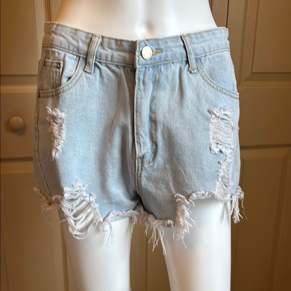 SHEIN distressed denim short